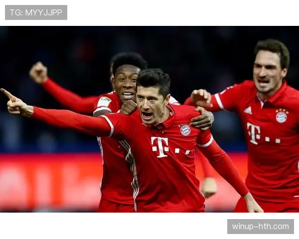 德意志银行公园焕新亮相,球迷热盼德甲新赛季精彩表现 德意志银行公园焕新亮相,球迷热盼德甲新赛季精彩表现