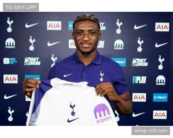 库杜斯在西汉姆体系中的战术角色与位置解析