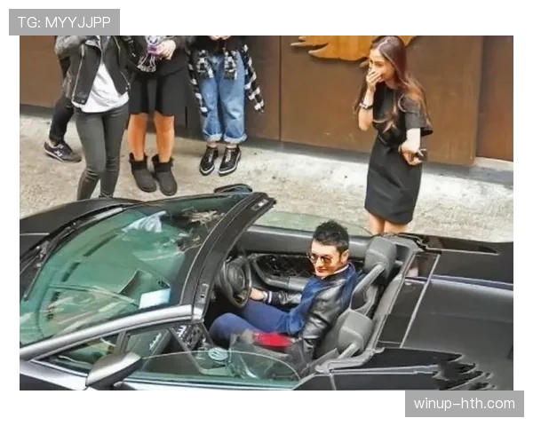 张家齐训练结束就直奔豪车，别告诉我他家车库不比明星少？