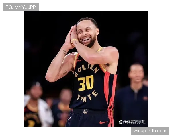 库里无球跑动较上季更高效拉开外线空间