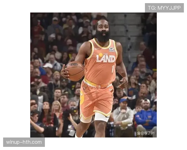 勒布朗挡拆助攻持续提升，拉开与哈登关键回合效率差距