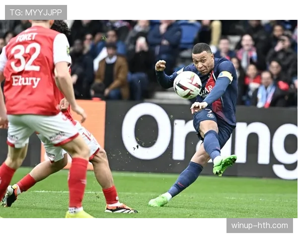 巴黎圣日耳曼防守数据改善但稳定性存疑，后防表现波动成赛季走势关键